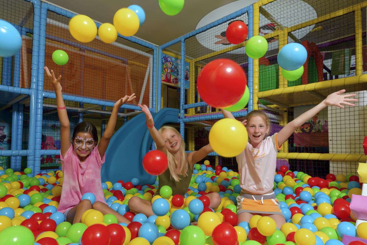 אלאניה Asia Beach Resort & Spa Hotel מראה חיצוני תמונה